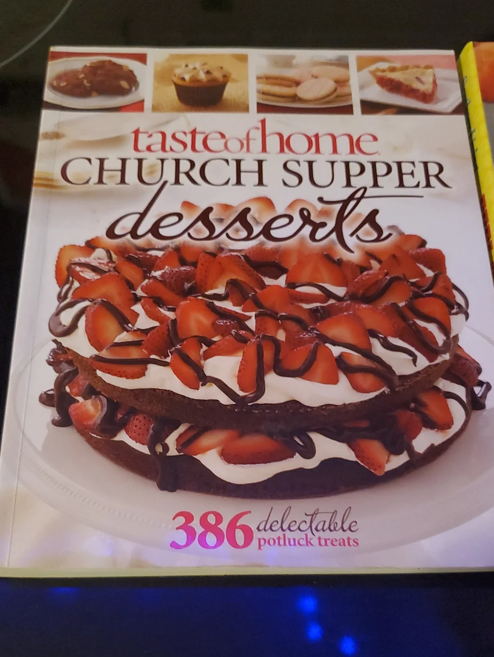 Three Cookbook Lot 2 Hard Cover. Southern Licibg, Taste Of Home And Cookin Ala ❤
